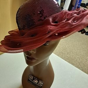 Burgundy wide brim with sequin and toole